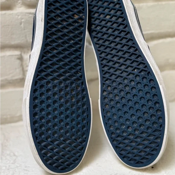 Vans Men's Navy Canvas Sneakers - Picture 7 of 9